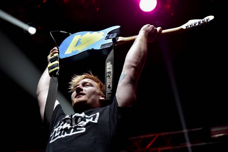 Simple Plan v Praze: Pop-punkový nářez z Kanady ještě jednou na fotkách