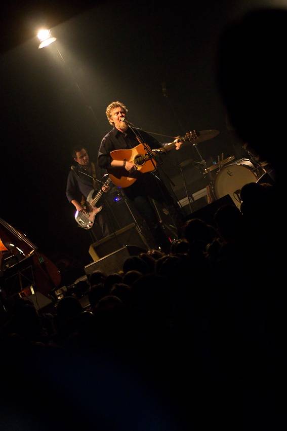 Glen Hansard vystoupil v Brně s dechovým a smyčcovým doprovodem