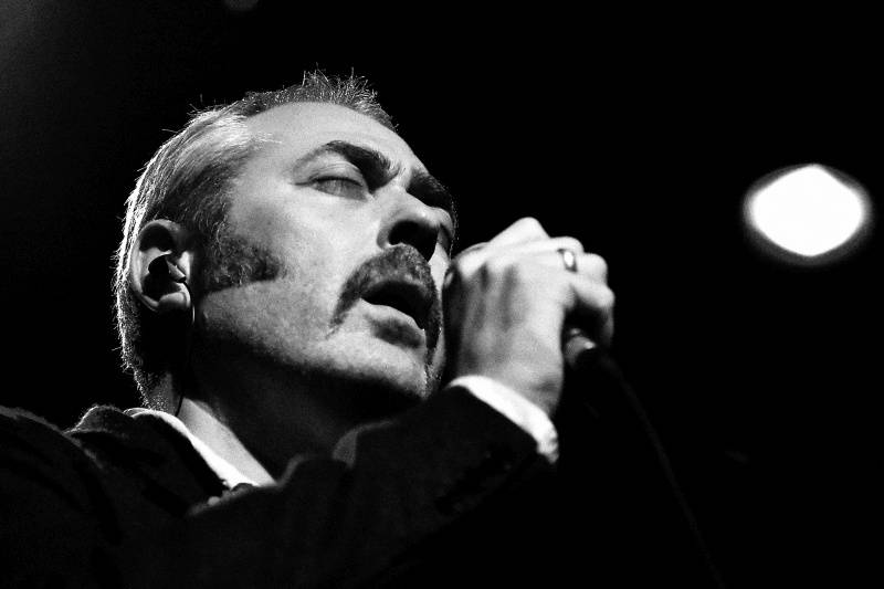 Tindersticks okouzlili Divadlo Archa