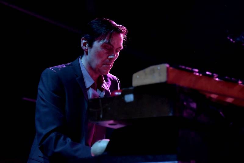 Tindersticks okouzlili Divadlo Archa