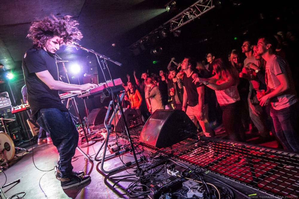 Slovenský večírek v Praze: Rock Café rozezněli Puding paní Elvisovej a Chiki Liki Tu-a