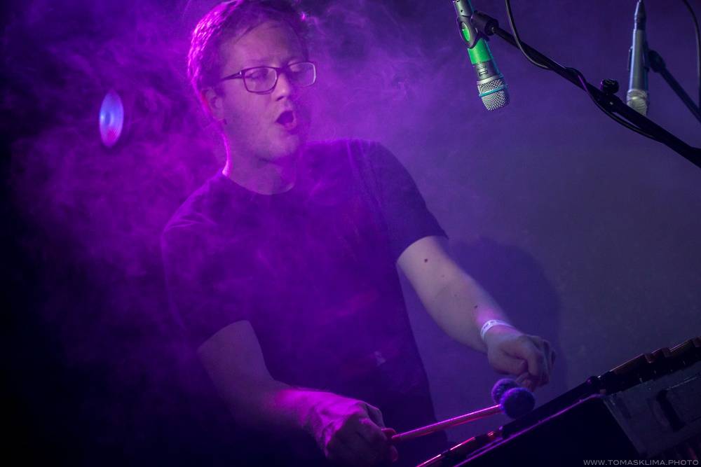 Slovenský večírek v Praze: Rock Café rozezněli Puding paní Elvisovej a Chiki Liki Tu-a