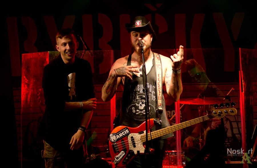 Rybičky 48: V Ústí nad Labem se pilo i zpívalo