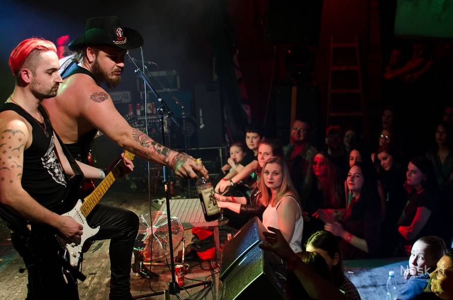 Rybičky 48: V Ústí nad Labem se pilo i zpívalo