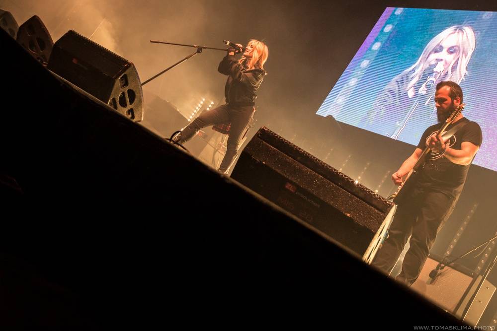 No Limit! ve Foru Karlín: Diskotéka pro starší a pokročilé vol. 2 