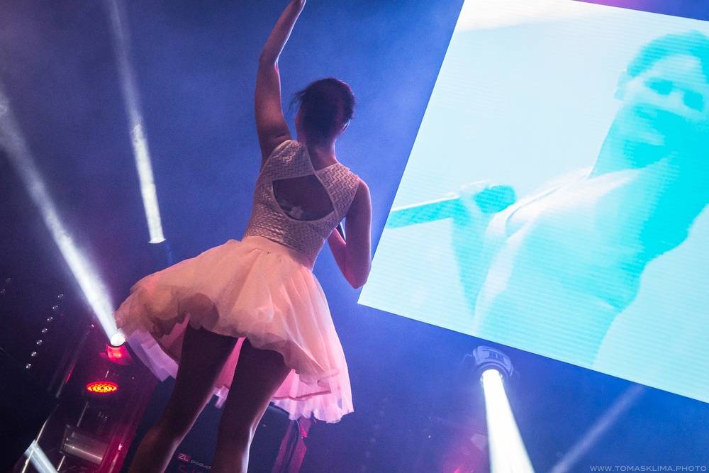 No Limit! ve Foru Karlín: Diskotéka pro starší a pokročilé vol. 2 