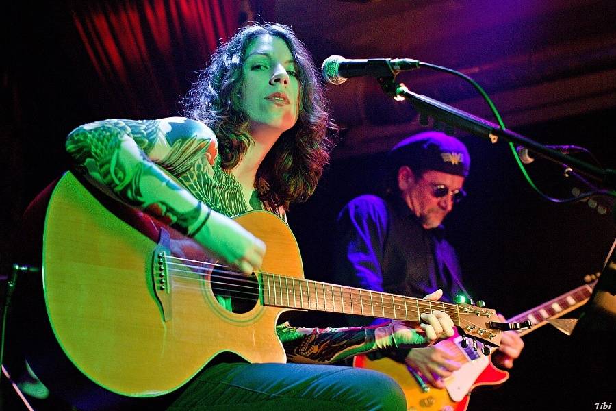 Tichá dohoda v Českých Budějovicích: Osvědčené hity doplnily písně z nového EP