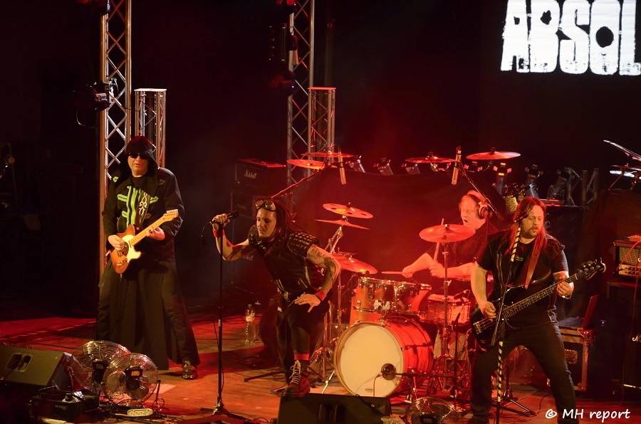 Metalový večírek v Šeříkovce: Arakain a Dymytry hráli v Plzni