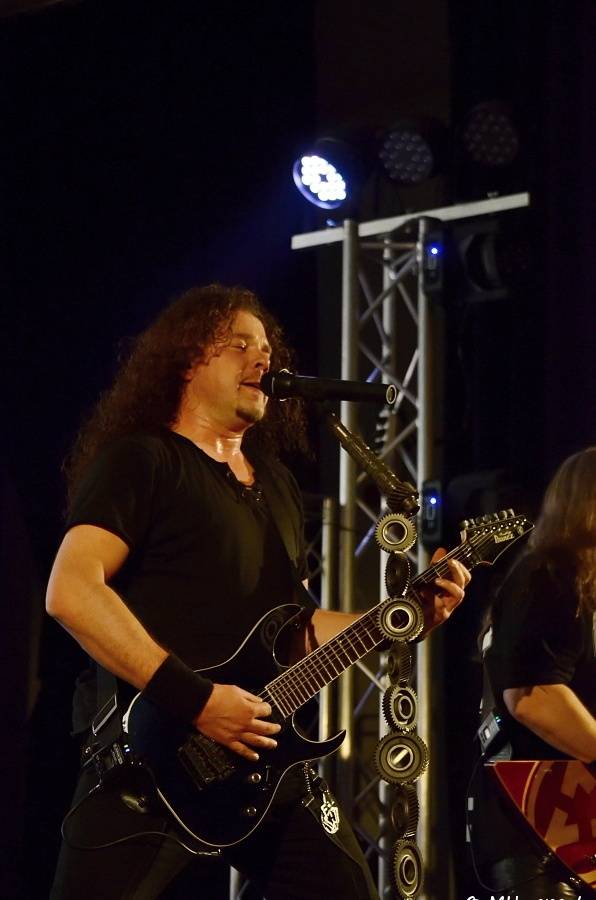 Metalový večírek v Šeříkovce: Arakain a Dymytry hráli v Plzni