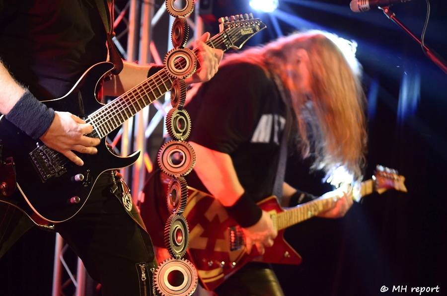 Metalový večírek v Šeříkovce: Arakain a Dymytry hráli v Plzni