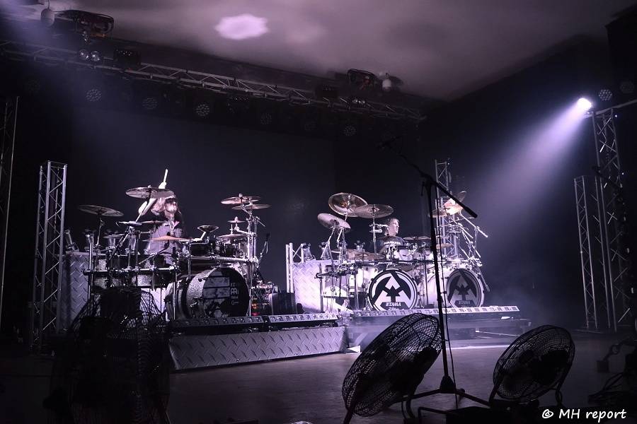 Metalový večírek v Šeříkovce: Arakain a Dymytry hráli v Plzni