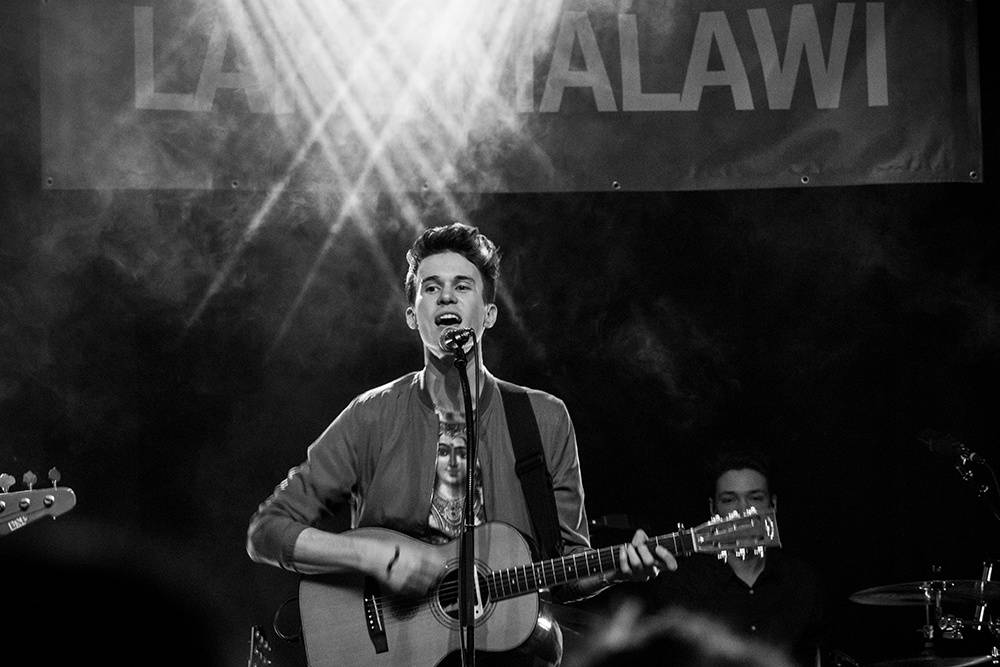 Lake Malawi představili na Flédě nového bubeníka