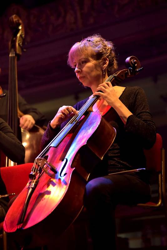 Lucerna viděla rockové legendy. Jásali fanoušci Nazareth, Uriah Heep i Rainbow