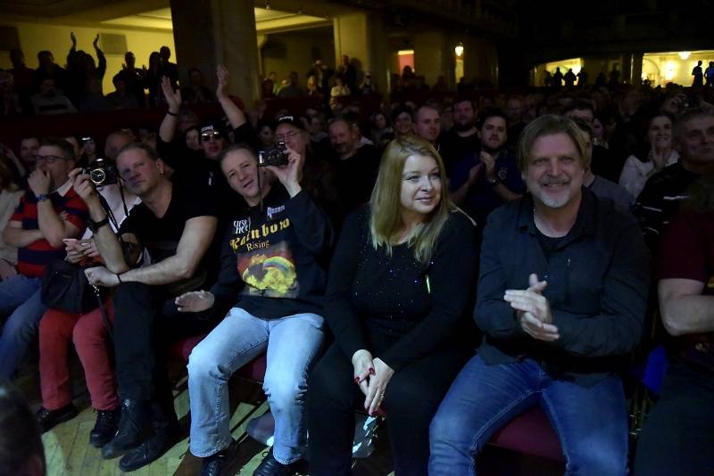 Lucerna viděla rockové legendy. Jásali fanoušci Nazareth, Uriah Heep i Rainbow