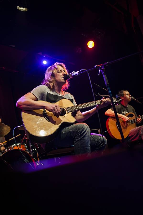 Akustický večírek Vypsané Fixy v Malostranské besedě se zvrhl v divočinu