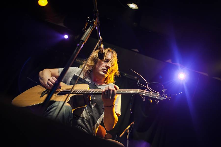 Akustický večírek Vypsané Fixy v Malostranské besedě se zvrhl v divočinu