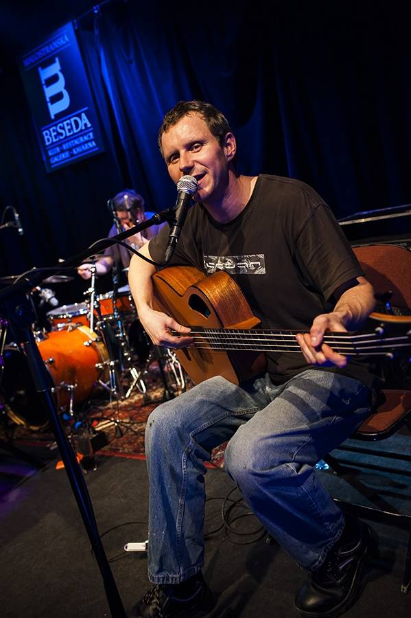 Akustický večírek Vypsané Fixy v Malostranské besedě se zvrhl v divočinu