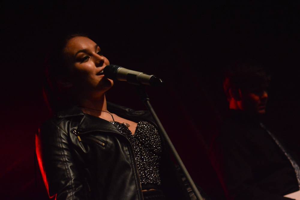 On Stage: Ewa Farna, Nebe a Support Lesbiens se předvedli v Krnově