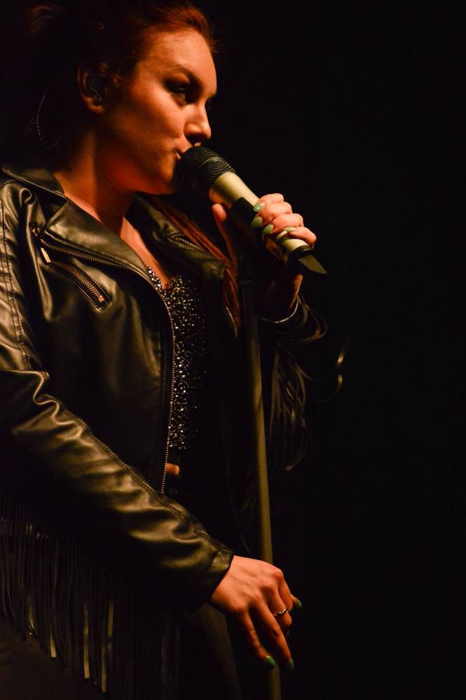 On Stage: Ewa Farna, Nebe a Support Lesbiens se předvedli v Krnově