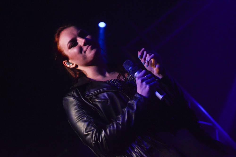 On Stage: Ewa Farna, Nebe a Support Lesbiens se předvedli v Krnově