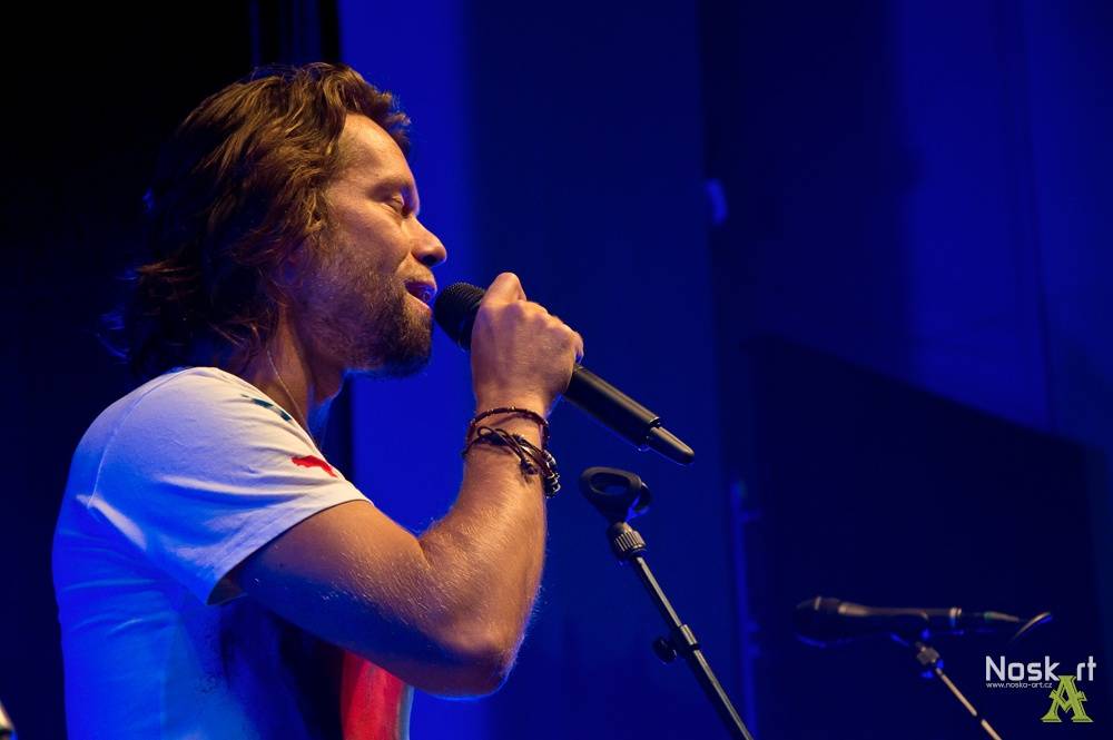 Kryštof: Poslední koncert turné Srdcebeat ve znamení Richarda Krajča na nafukovací želvičce