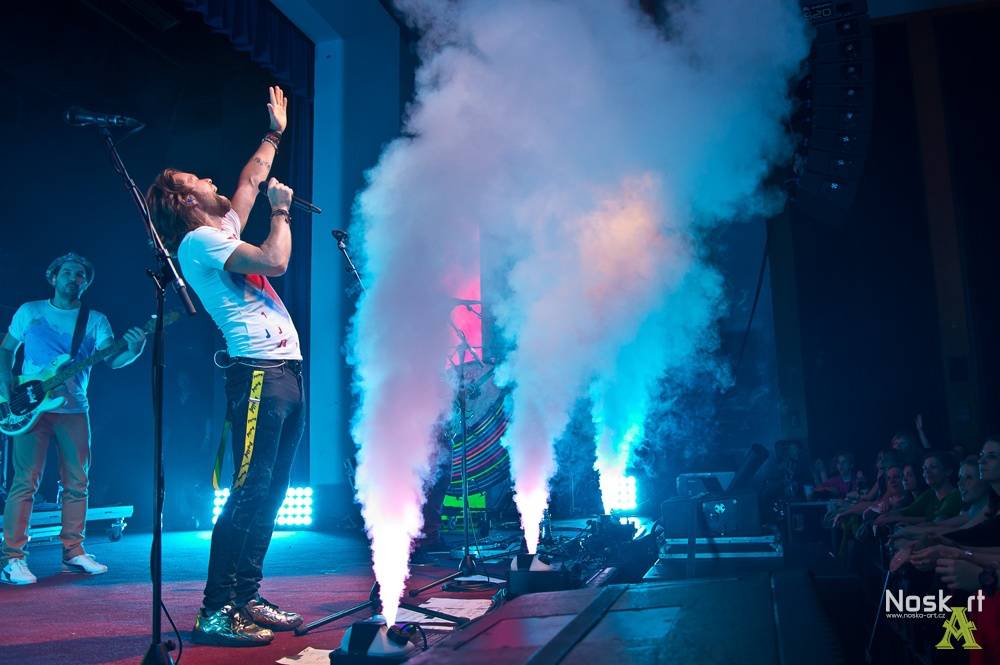 Kryštof: Poslední koncert turné Srdcebeat ve znamení Richarda Krajča na nafukovací želvičce