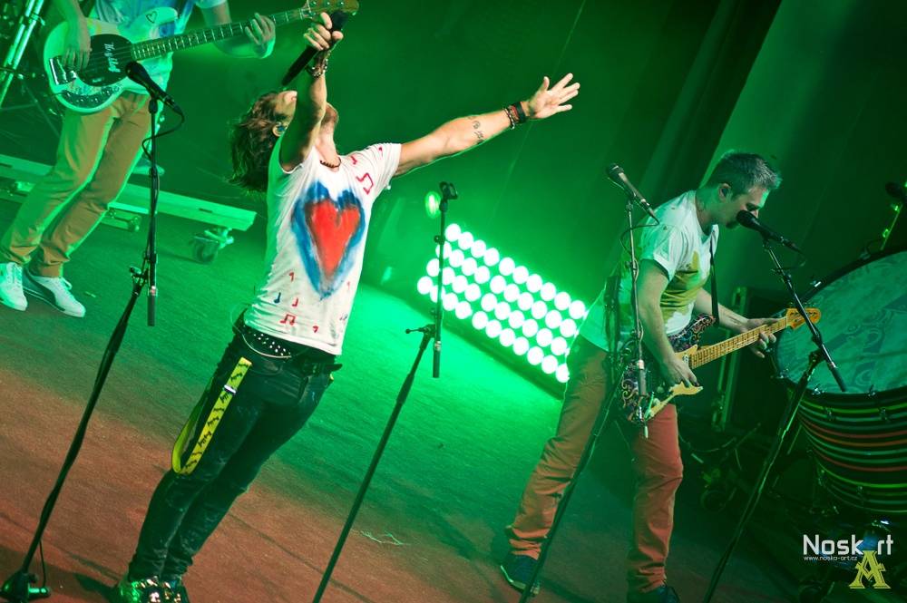 Kryštof: Poslední koncert turné Srdcebeat ve znamení Richarda Krajča na nafukovací želvičce