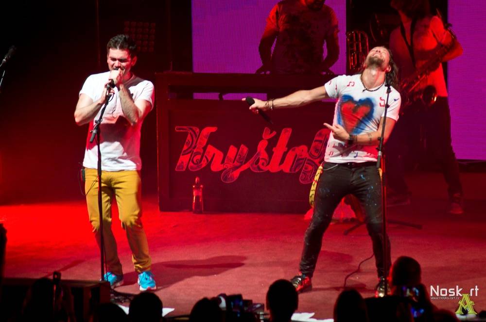 Kryštof: Poslední koncert turné Srdcebeat ve znamení Richarda Krajča na nafukovací želvičce