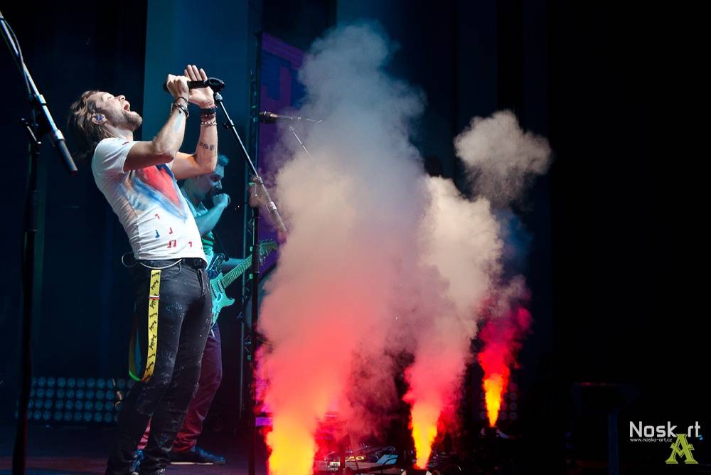 Kryštof: Poslední koncert turné Srdcebeat ve znamení Richarda Krajča na nafukovací želvičce