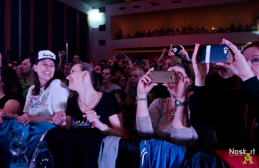 Kryštof: Poslední koncert turné Srdcebeat ve znamení Richarda Krajča na nafukovací želvičce