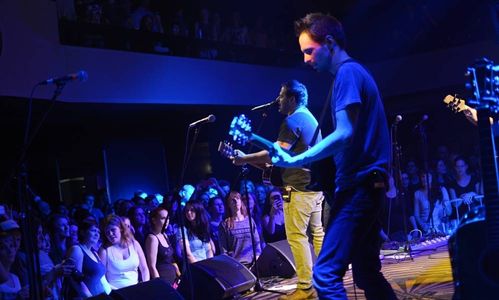 Voxel, UDG a Xindl X dvakrát vyprodali Lucerna Music Bar 