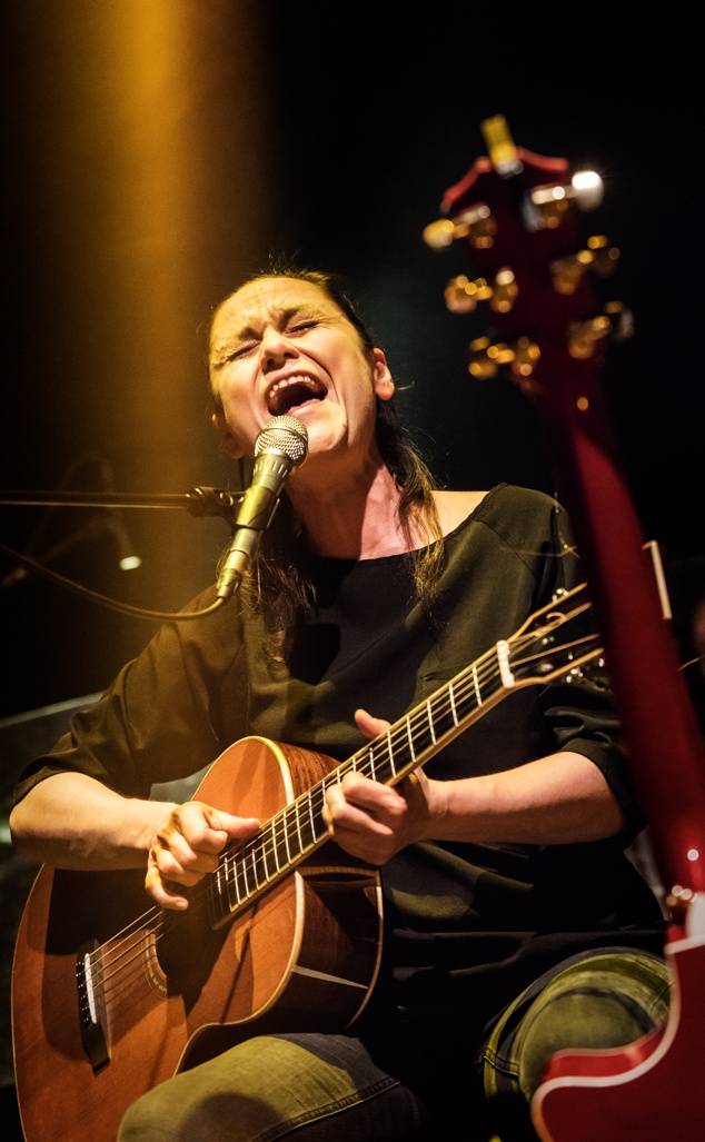 Lenka Dusilová a Baromantika oslavovali život v Brně, vystoupili i Longital