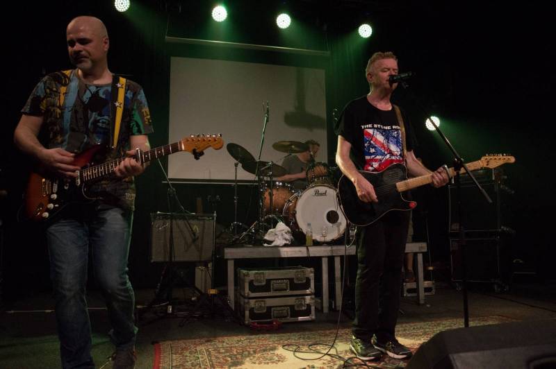 Energická Mňága a Žďorp stále baví, v Ostravě hrála i na přání