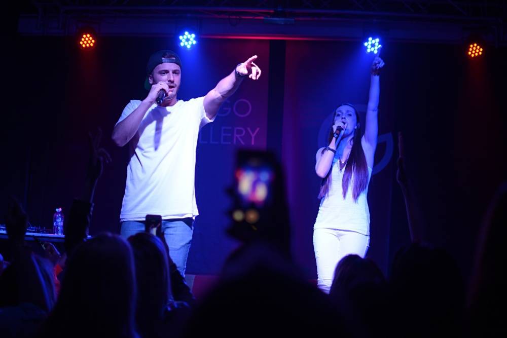 Lipo se v Cargo Gallery postaral o skvělou atmosféru