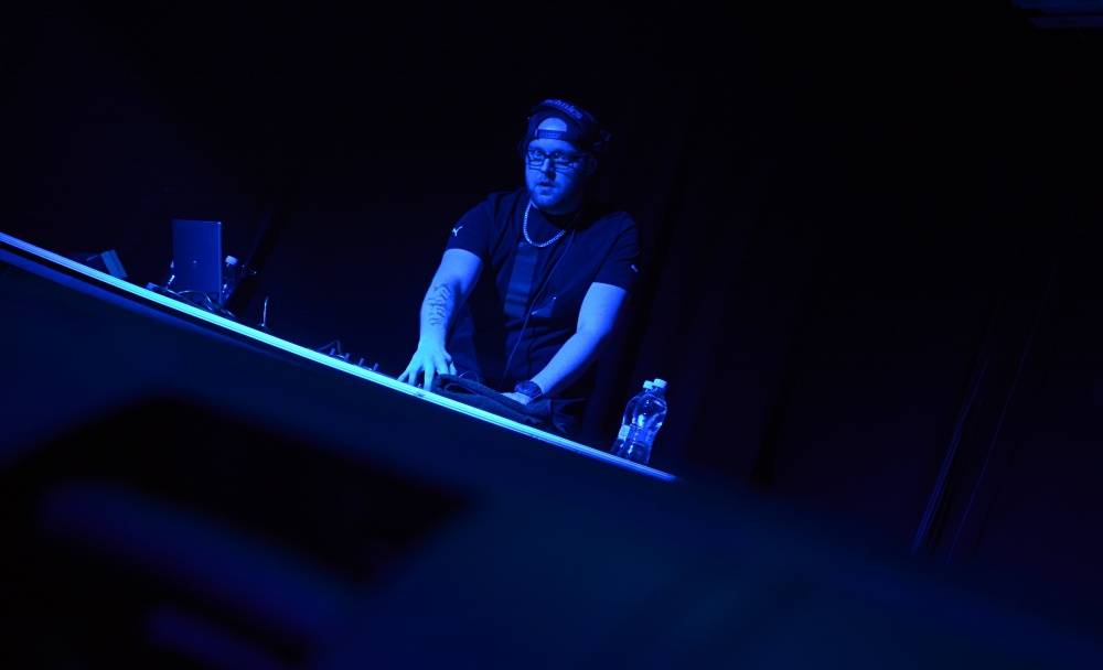 Lipo se v Cargo Gallery postaral o skvělou atmosféru