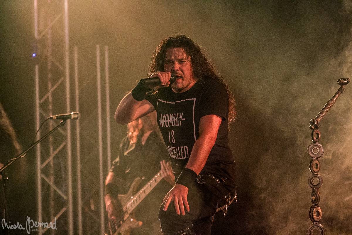 Dva mistři na jednom pódiu? I to je s kapelami Arakain a Dymytry možné