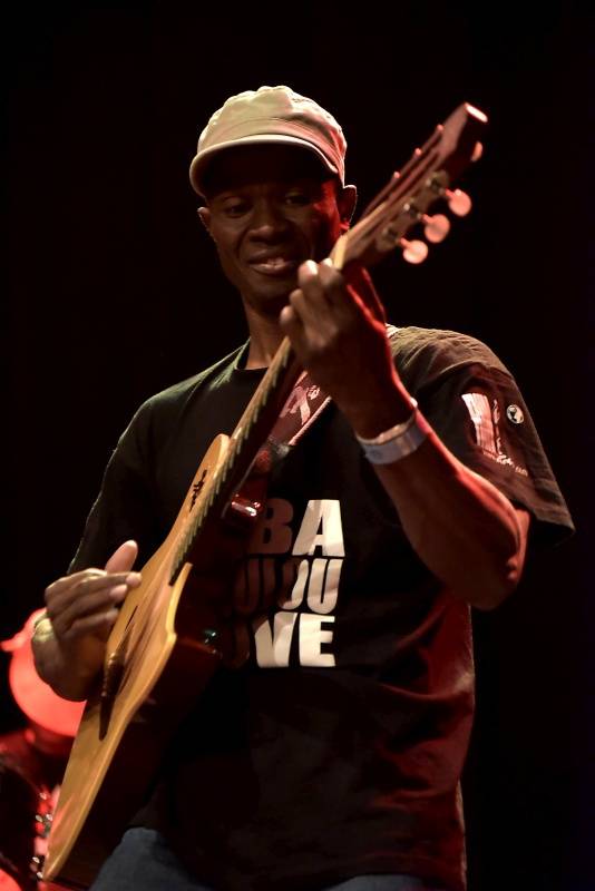 Africké blues v Praze: z Mali dorazili Bamba Wassoulou Groove