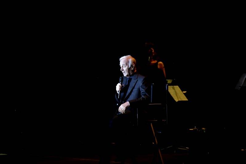 Charles Aznavour v jednadevadesáti konečně potěšil Prahu
