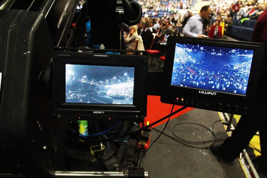 Lucie Bílá jako česká Madonna: v Bratislavě postavila obří scénu