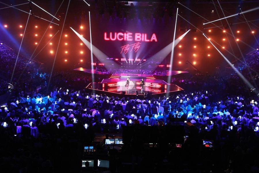 Lucie Bílá jako česká Madonna: v Bratislavě postavila obří scénu