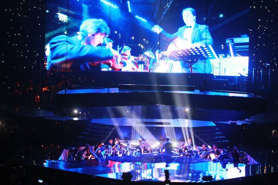 Lucie Bílá jako česká Madonna: v Bratislavě postavila obří scénu