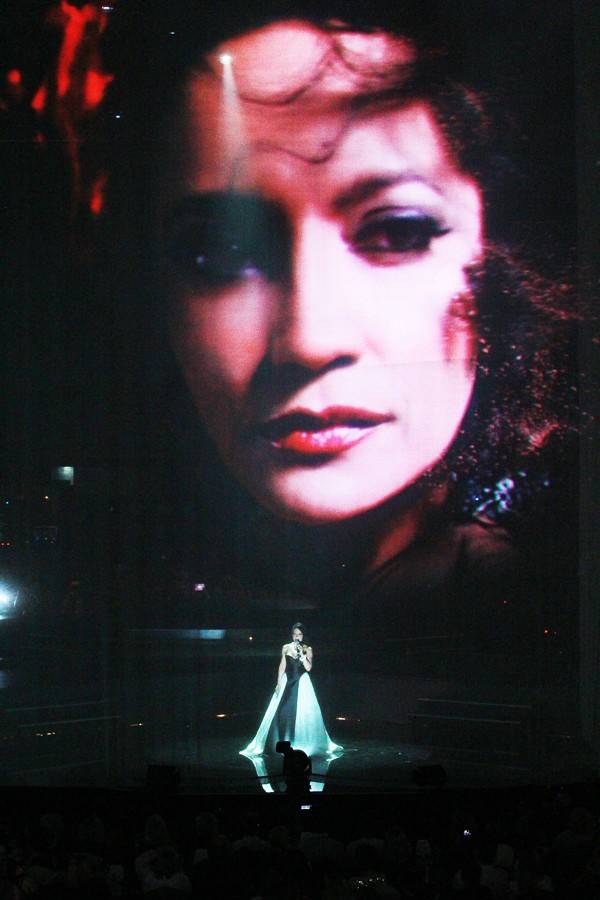 Lucie Bílá jako česká Madonna: v Bratislavě postavila obří scénu