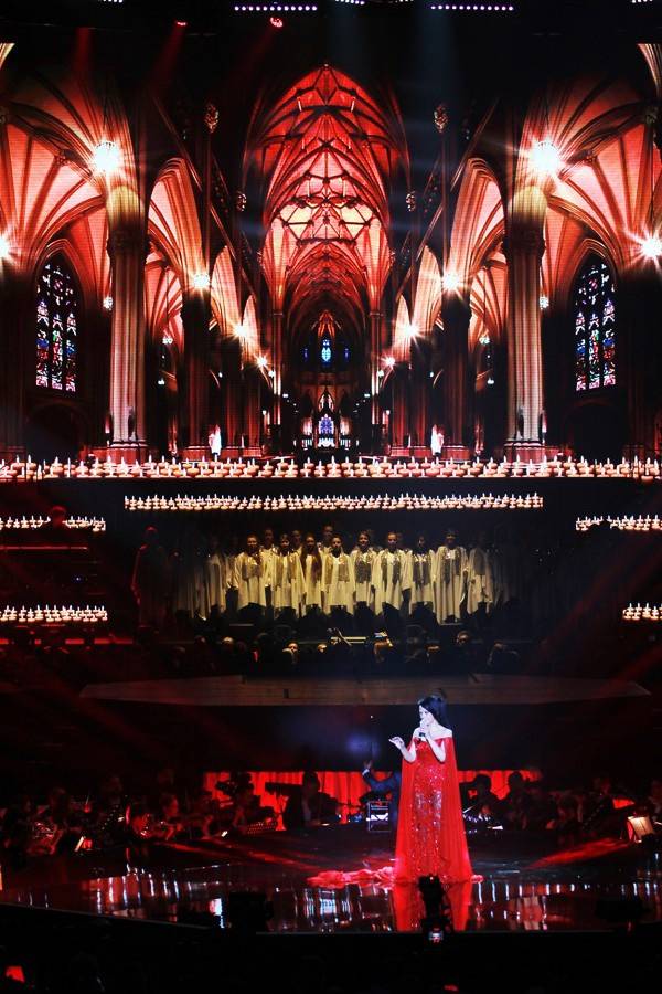 Lucie Bílá jako česká Madonna: v Bratislavě postavila obří scénu