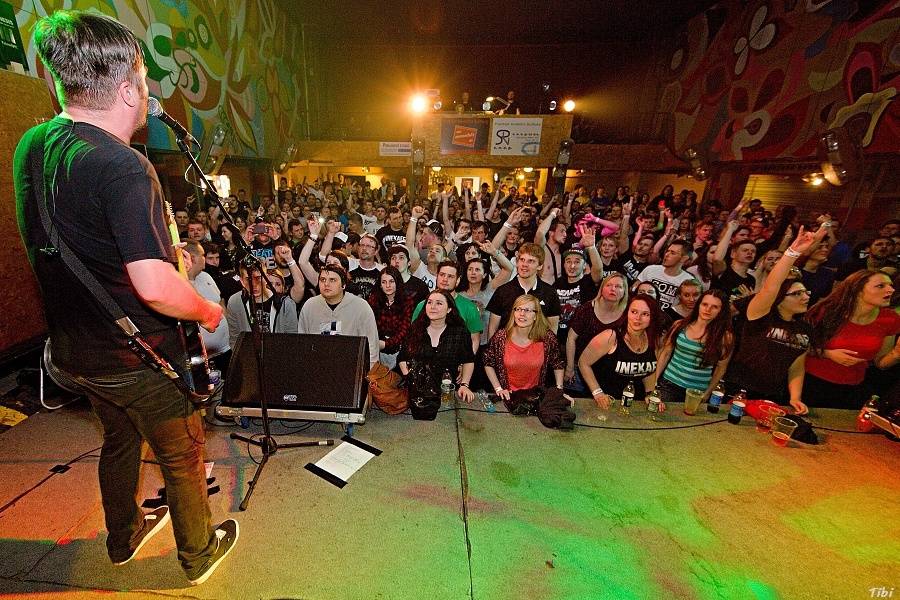 Inekafe objíždějí daleká města, na úvod turné zahráli v Písku