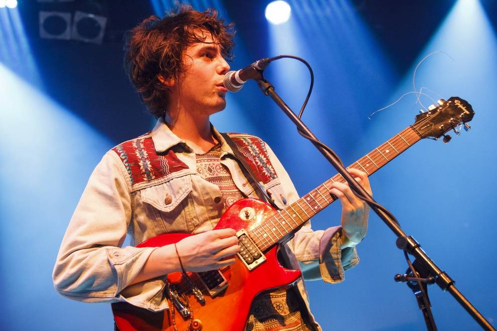 Emma Smetana pokřtila v Praze desku s pomocí Tata Bojs i Matěje Rupperta