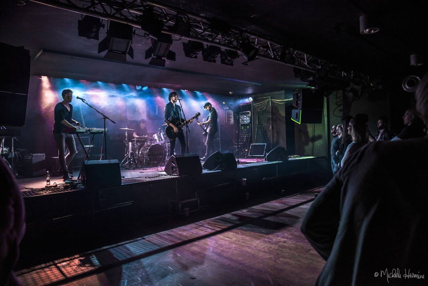 Rituály mají pokřtěno, v Rock Café vsadili na černou