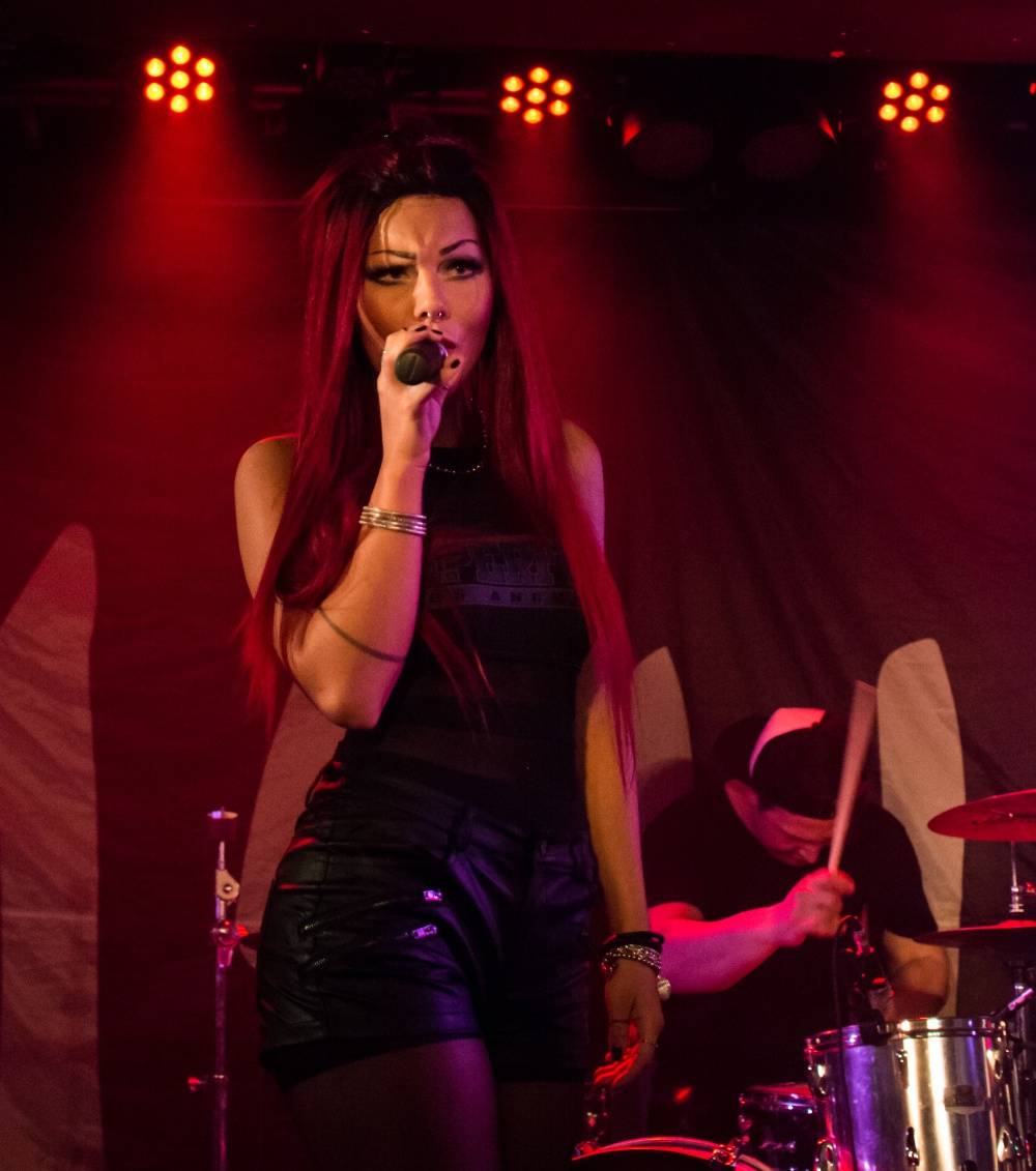 Rituály mají pokřtěno, v pražském Rock Café vsadili na černou