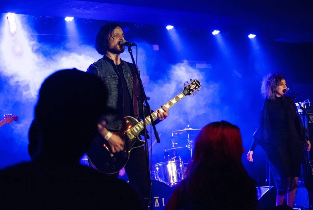 Rituály mají pokřtěno, v pražském Rock Café vsadili na černou