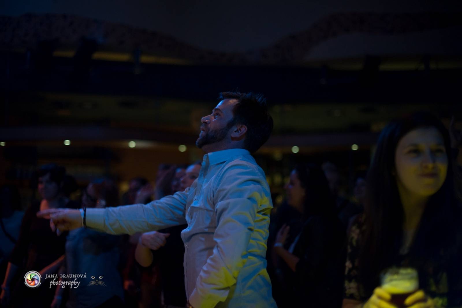 Energická Klára Vytisková pokřtila v plzeňské Buena Vistě debutovou desku Home