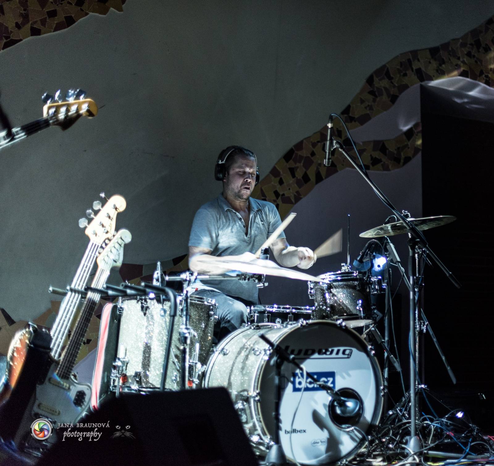 Energická Klára Vytisková pokřtila v plzeňské Buena Vistě debutovou desku Home